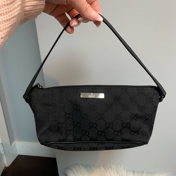 ❌SOLD❌Authentic and vintage small Gucci zip top Pochette accessory small bag - Picture 5 of 17